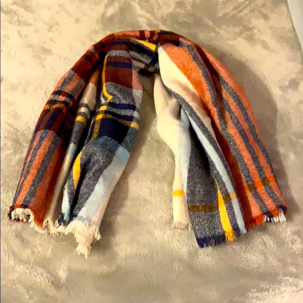 🍂 Multi-colored scarf 🍂